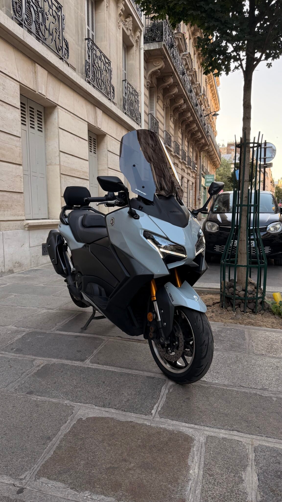 yamaha-tmax-560-tech-max-2025