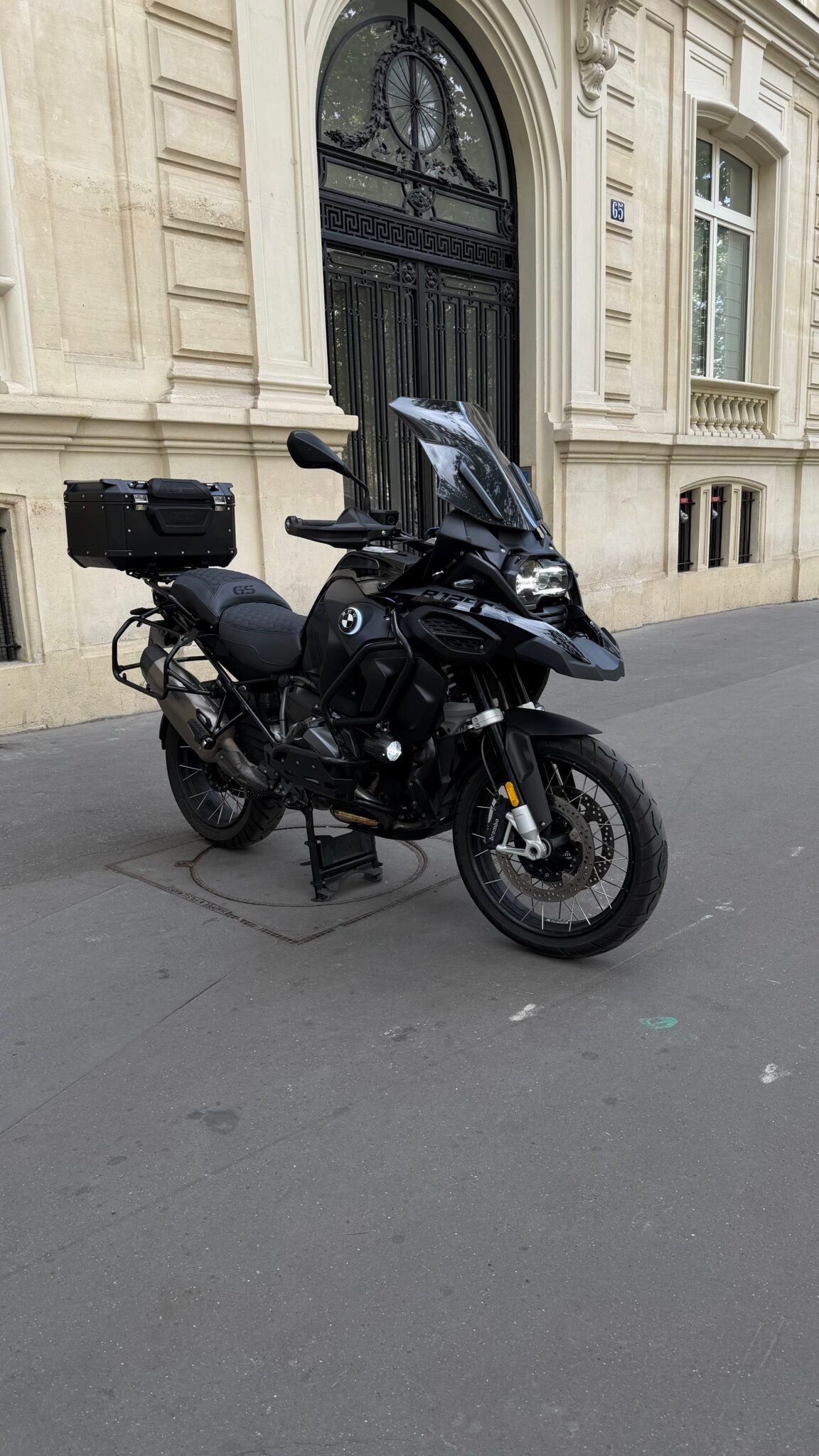 bmw-r-1250-gs-triple-black-adventure-2022