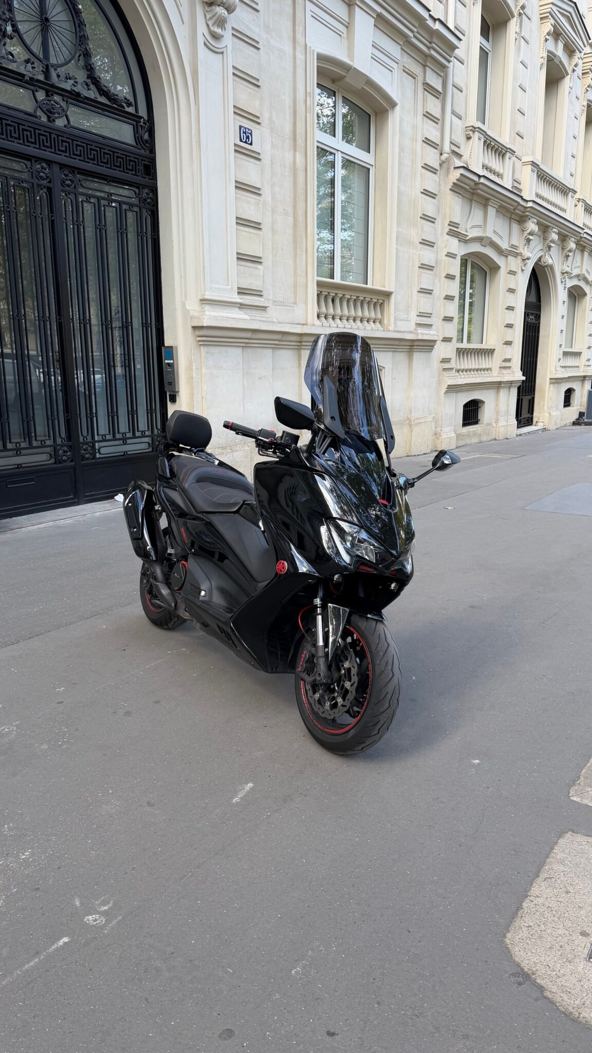 yamaha-tmax-560-tech-max-2021-2